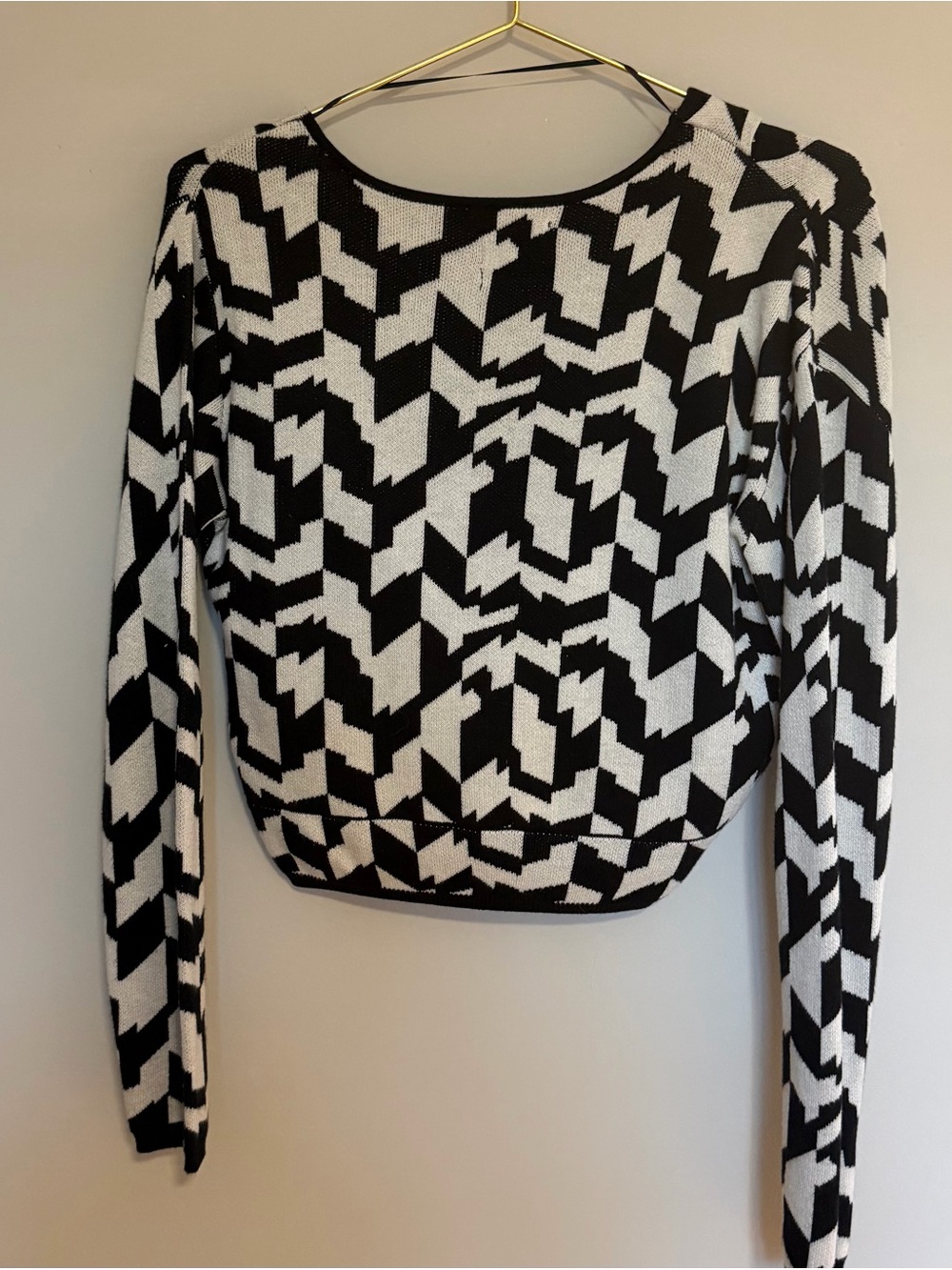 Future Collective Kahlana Barfield Brown - Asymmetrical Pullover Crop Sweater - Picture 7 of 9